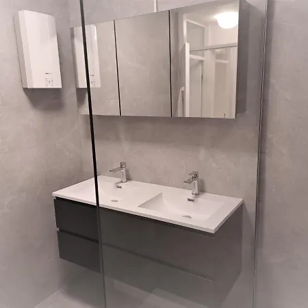 Alexandra 110 דירה דה פאן